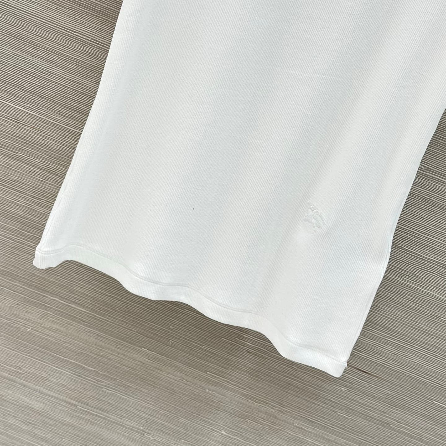 C18548 Original quality ❤️ A classic casual outfit for Bur family girls! This T-shirt features a checked pattern with side seams, and short sleeves. It has an embroidered “Rider” design; I really love this fashionable style! The waist-catching fit is a mu — image 6