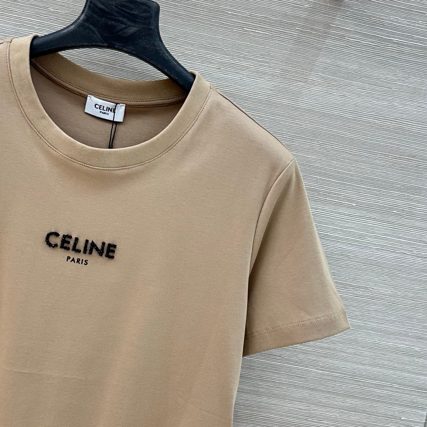 C18554 VP best-seller recommendation ❤️ High-quality original items, long-term-oriented fashion style. A classic, versatile item that works well with any outfit. Heavy-duty studded beads and logo on the short sleeves – a must-have for fashion lovers! Unlo — image 4