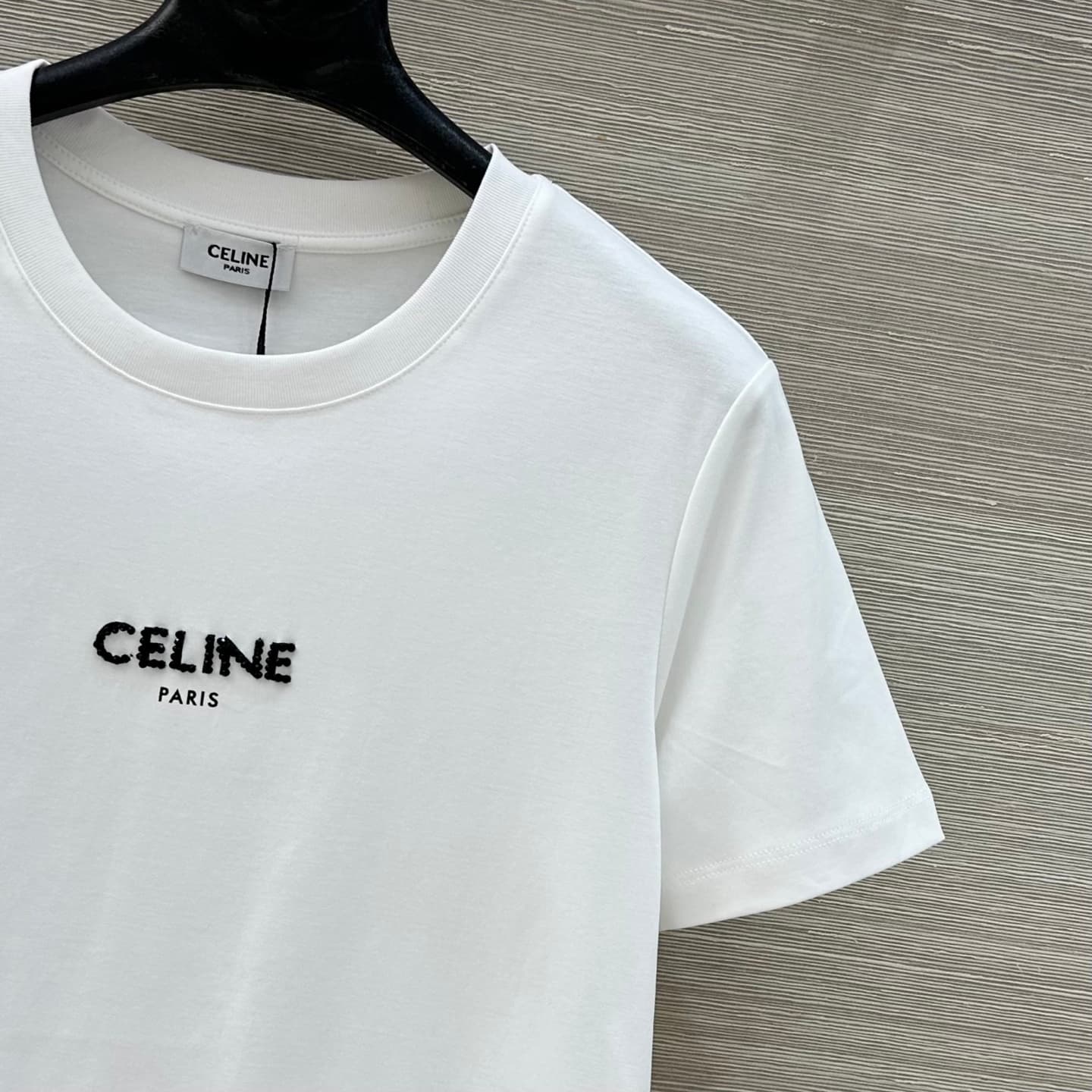 C18553 VP bestseller recommendation ❤️ High-quality original items, long-term fashion style. A classic, versatile item that works well with any outfit. A stylish tee with heavy-duty studs and logo letters, perfect for those who love fashion. Unlock all yo — image 4