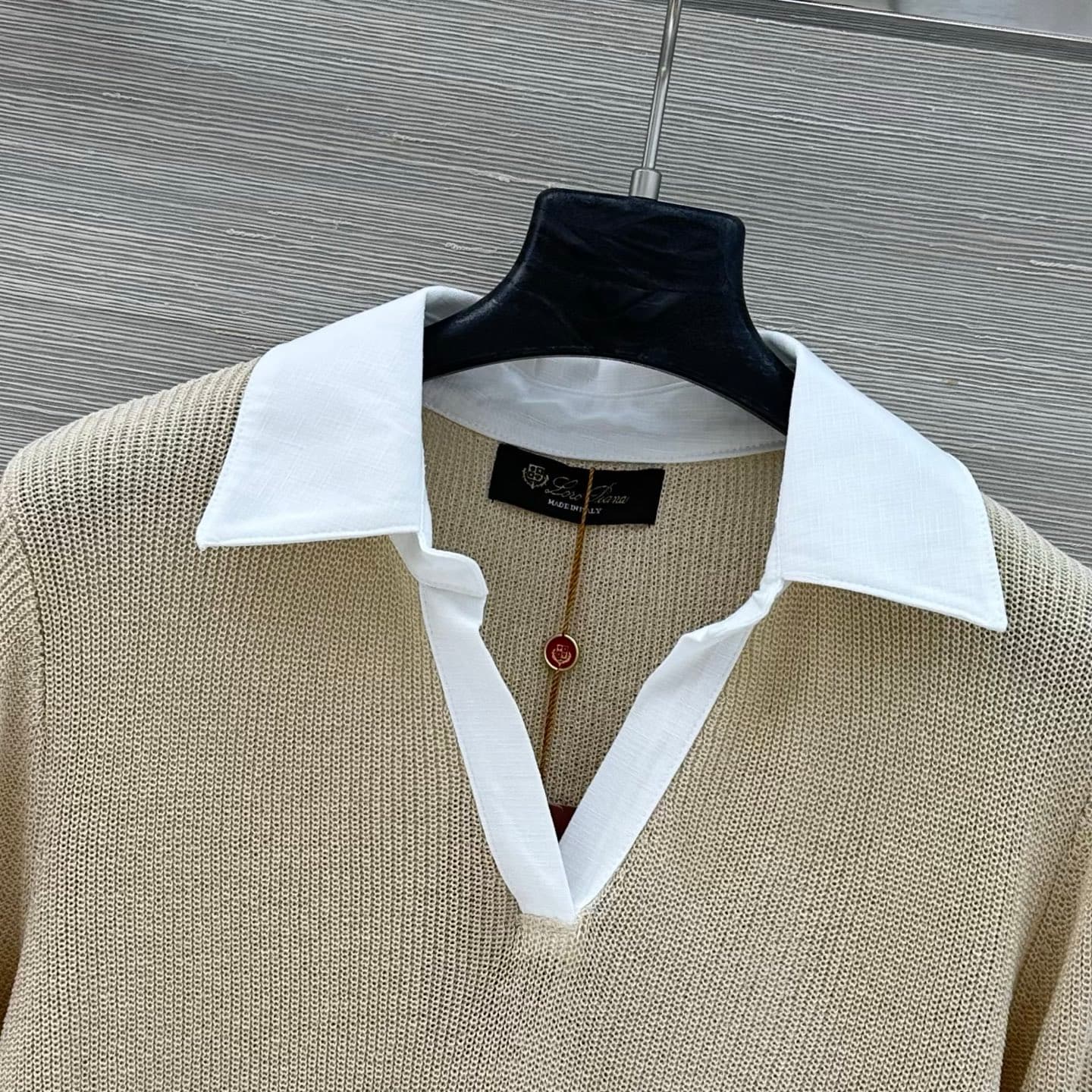 C18518 Exclusive release by VP🍒 High-quality original items! Smart and stylish clothing for the spring/summer season❤️ 26 new product: a polo-trimmed knitted short-sleeve top with contrasting colors. The intricate weaving pattern creates a subtle sense of — image 5