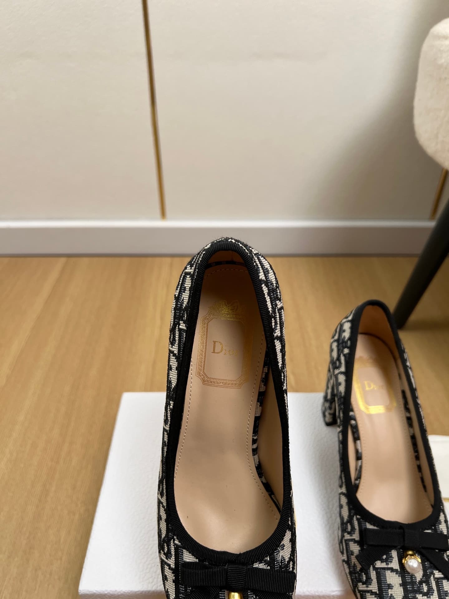 D5864 🍸 Dior | 2026 ˢˢ — image 7