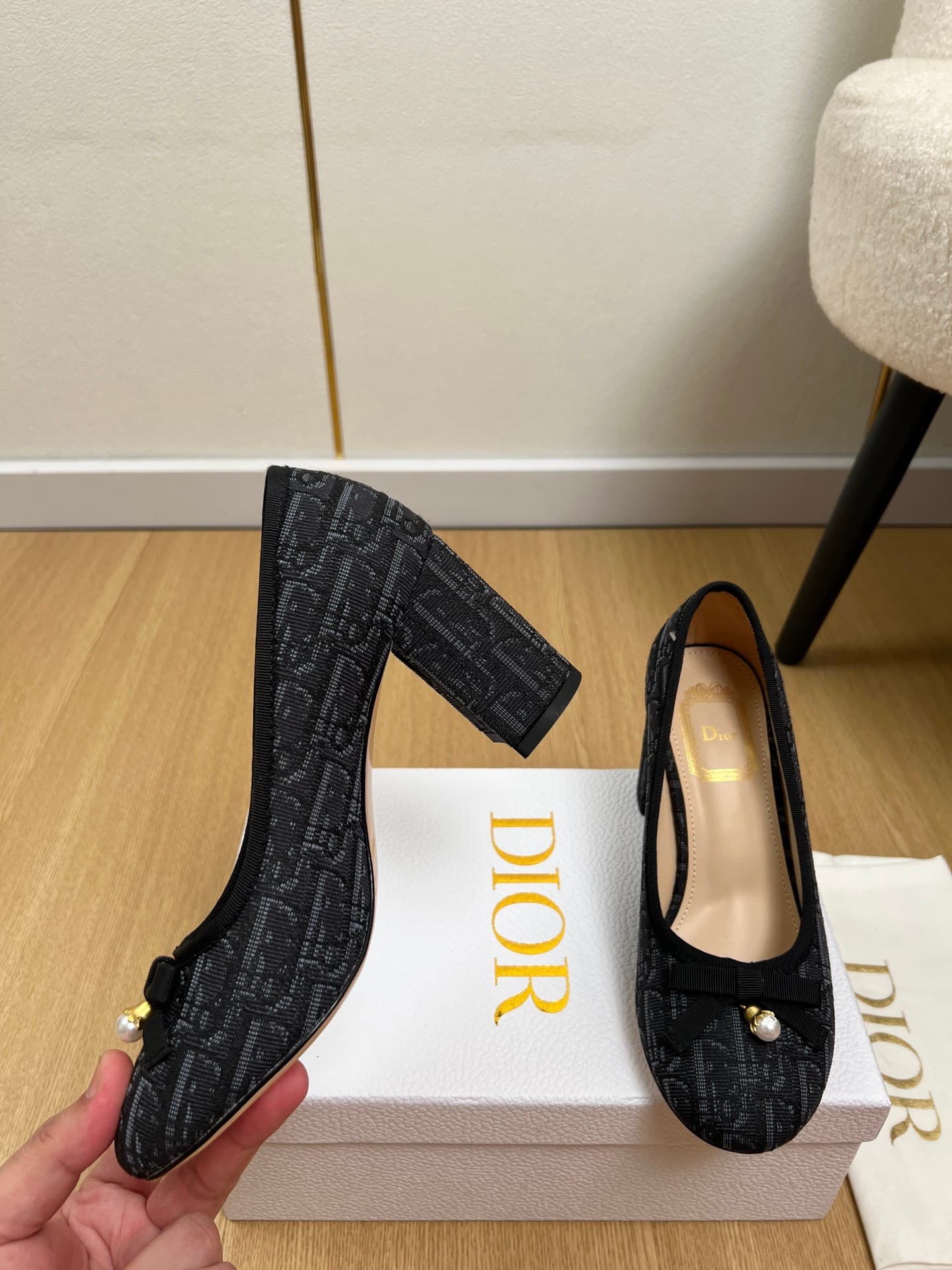 D5863 🍸 Dior | 2026 ˢˢ — image 6