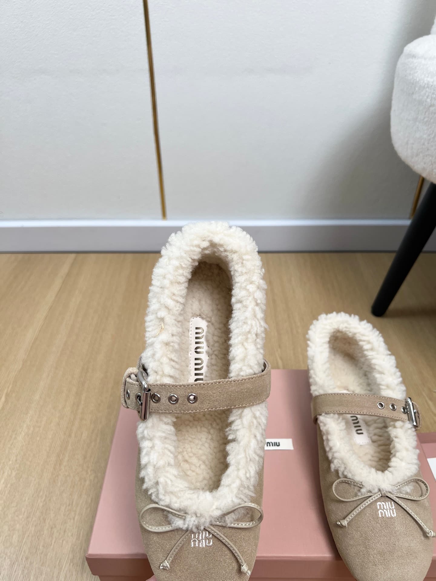 D10562 🍸 MiuMiu缪缪 | 2026ˢˢ — image 7