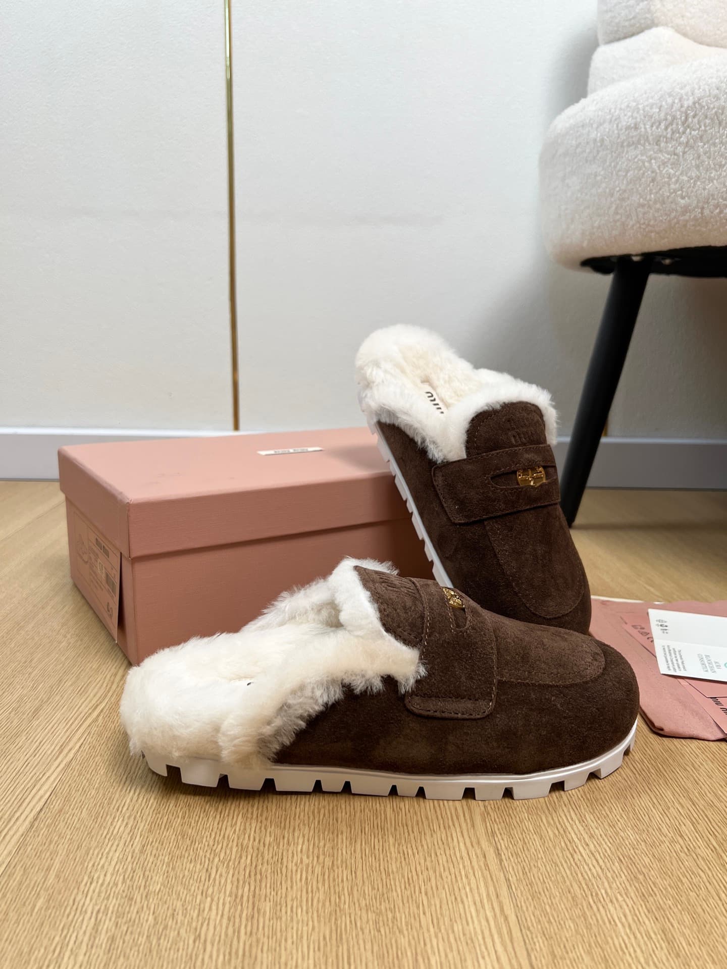 D10558 🍸 MiuMiu缪缪 | 2026ˢˢ — image 4