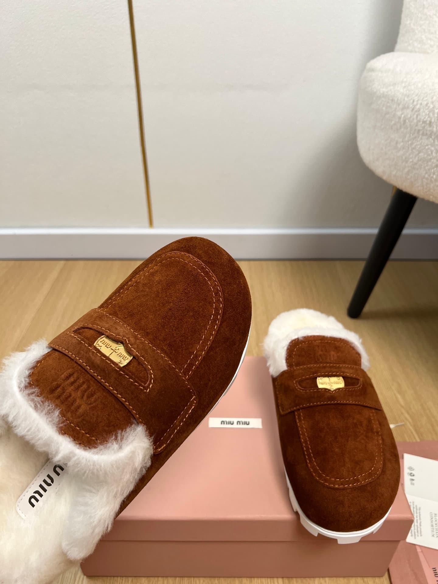 D10557 🍸 MiuMiu缪缪 | 2026ˢˢ — image 5
