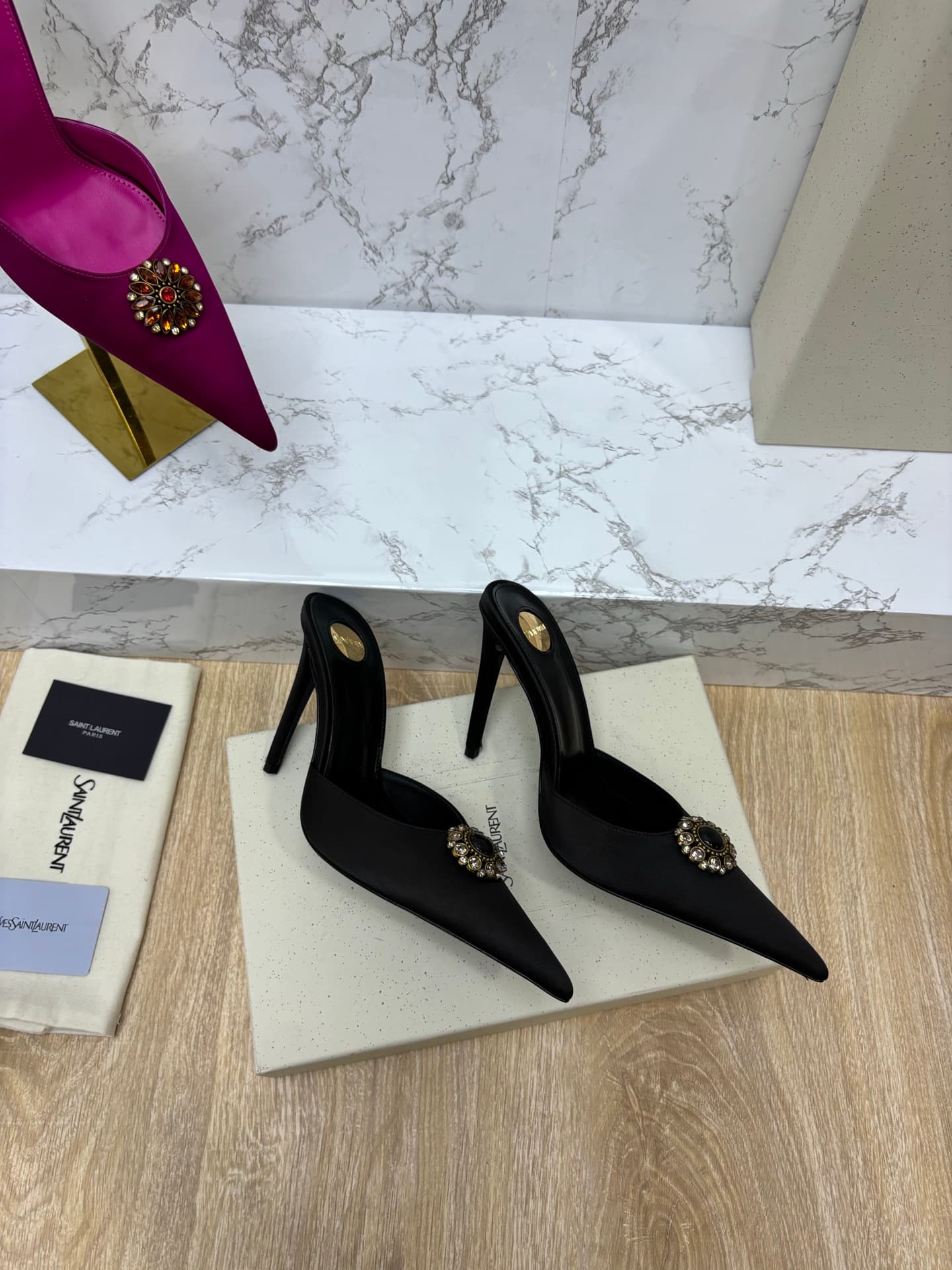 D12342 YSL — image 7