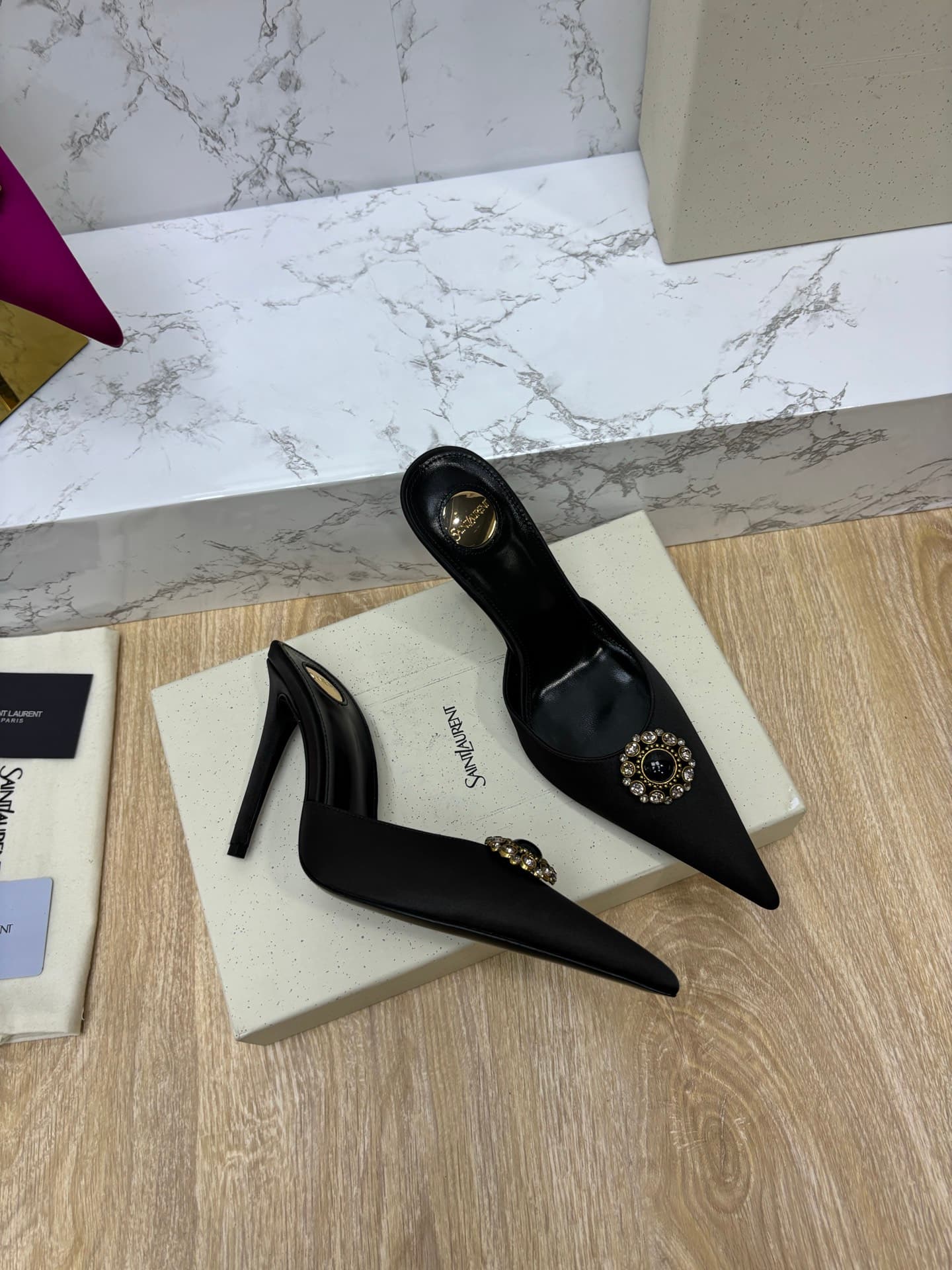 D12342 YSL — image 3