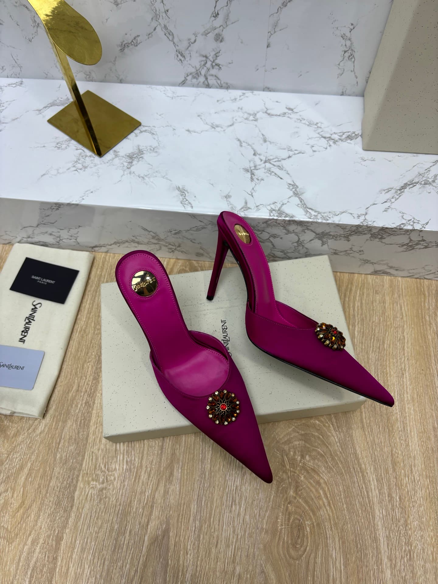 D12341 YSL — image 6