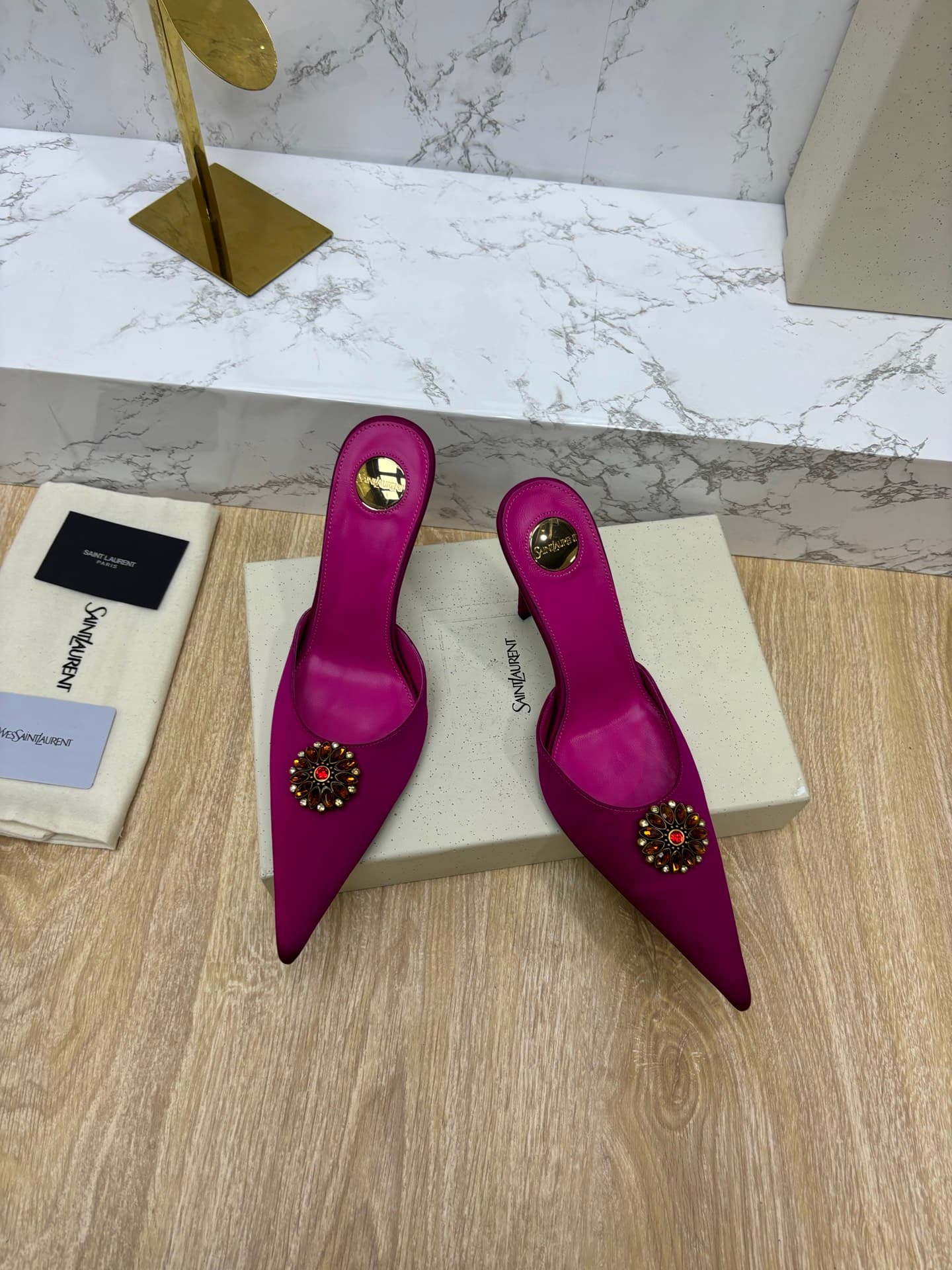 D12341 YSL — image 8