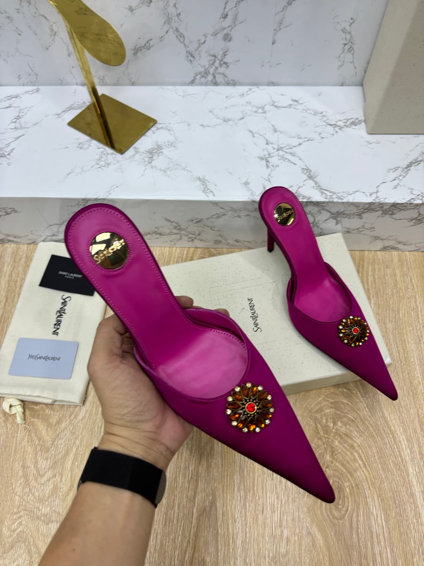 D12341 YSL — image 4