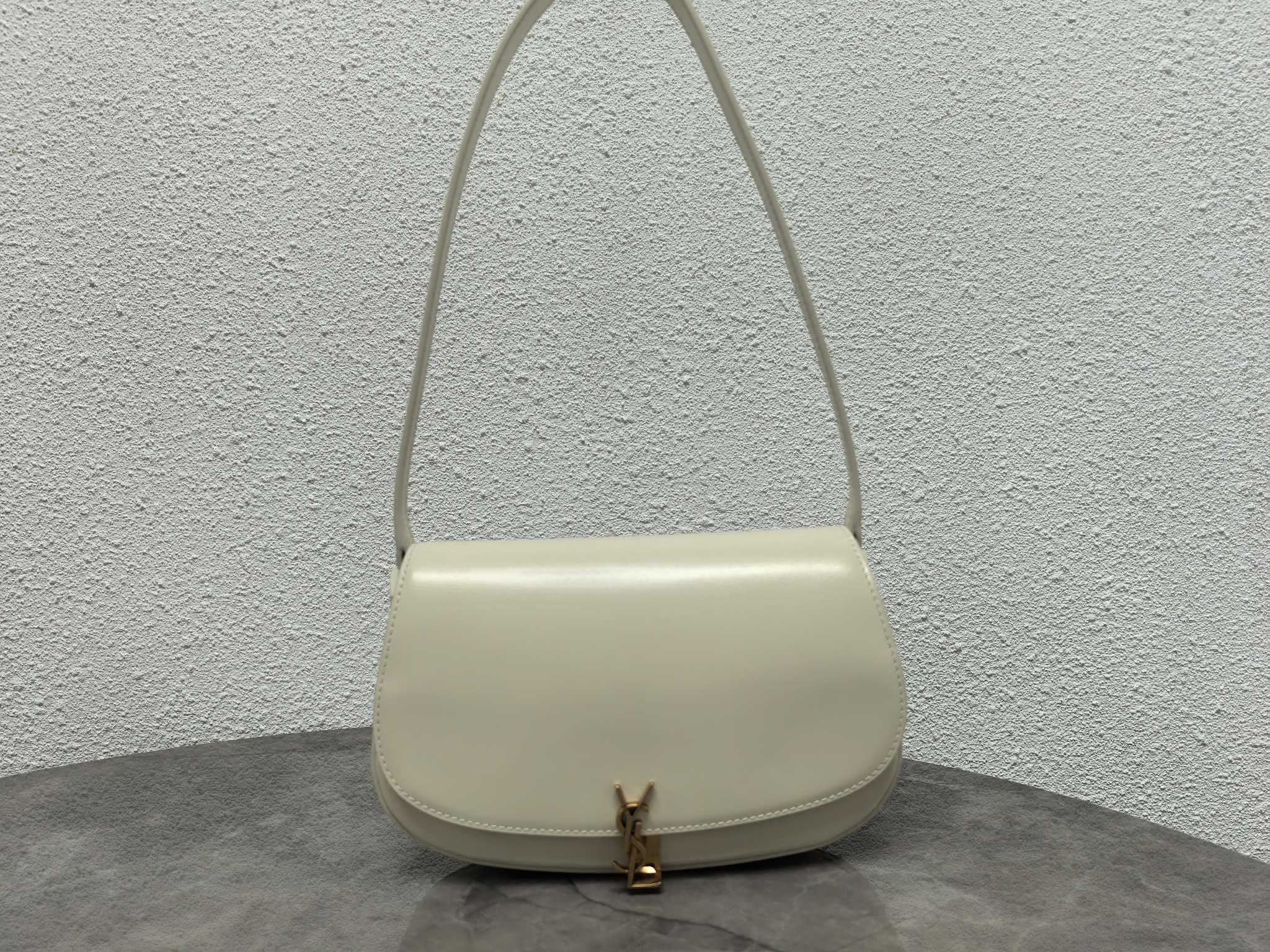 C8768 Saiynud Blau White — image 1