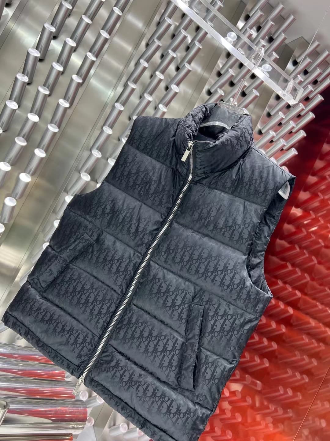 C11062 2025 new autumn/winter models 🆕 Down jacket. Original 1 and 1: custom metal accessories imported directly. Welcome to the store for comparison. Absolutely high quality. Made with top-tier 95 white duck down – ultra soft, fluffy and plush. Excellent — image 5