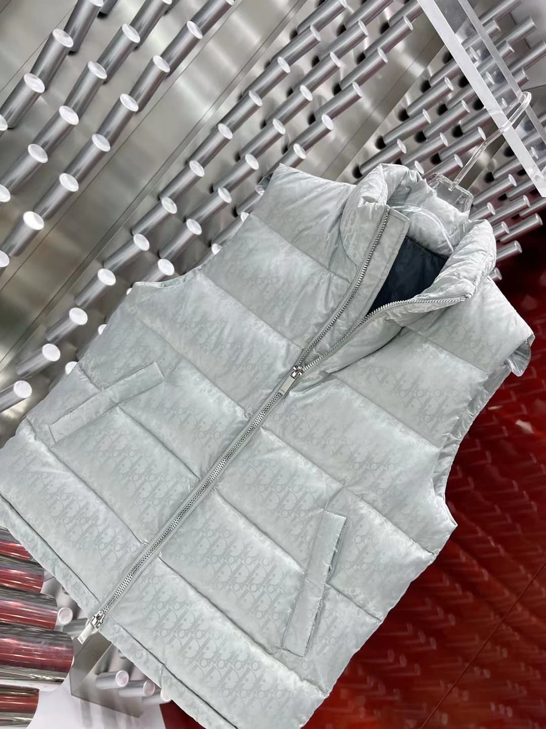 C11059 2025 – New models for autumn and winter 🆕 Down jacket. Original 1 and 1: custom metal accessories imported directly from abroad. Welcome to the store for comparison. Absolutely high quality. Made with top-grade 95 white duck down – extremely soft,  — image 7