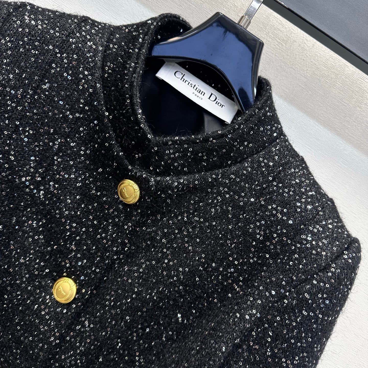 C19524 Dio*2026 new product launched: sequin-dotted corduroy jacket with a stand-up collar. Made from imported corduroy material with rich texture and strong quality. Features a stand-up collar opening, along with intricate sequin detailing across the bod — image 3