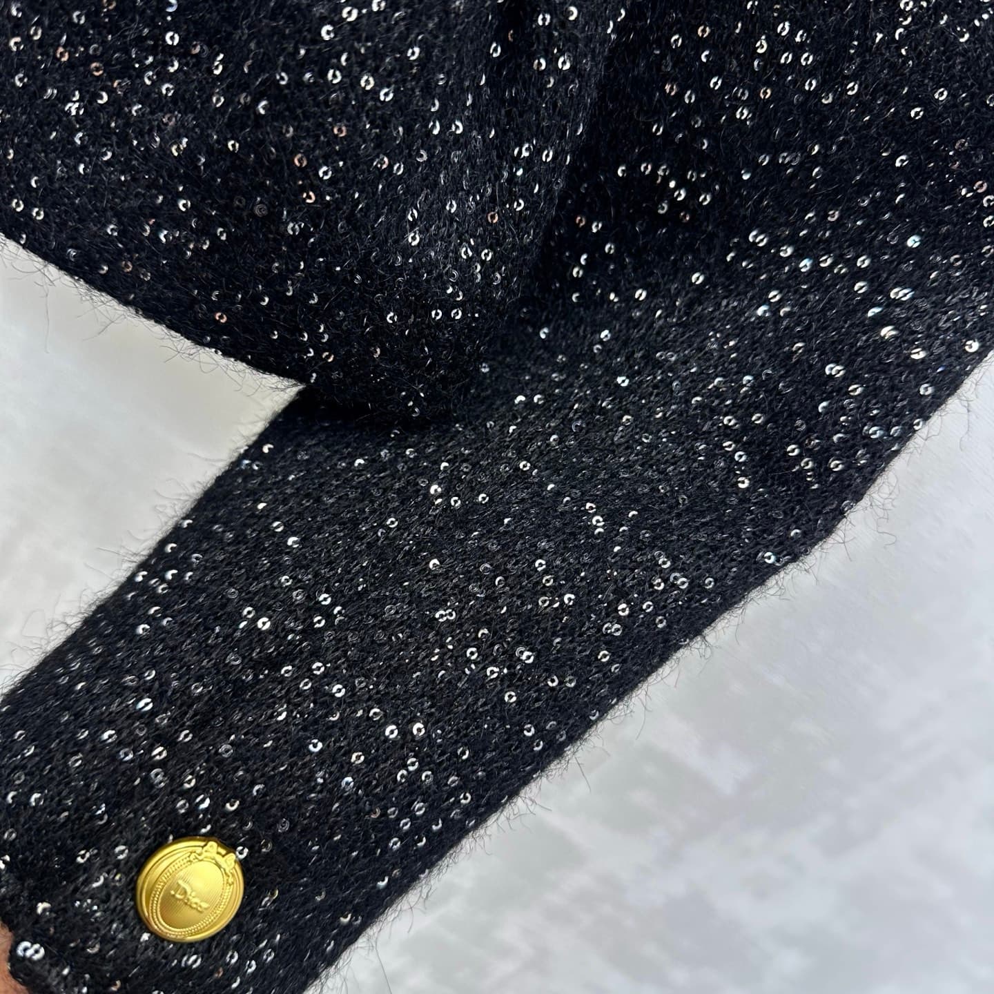 C19524 Dio*2026 new product launched: sequin-dotted corduroy jacket with a stand-up collar. Made from imported corduroy material with rich texture and strong quality. Features a stand-up collar opening, along with intricate sequin detailing across the bod — image 8