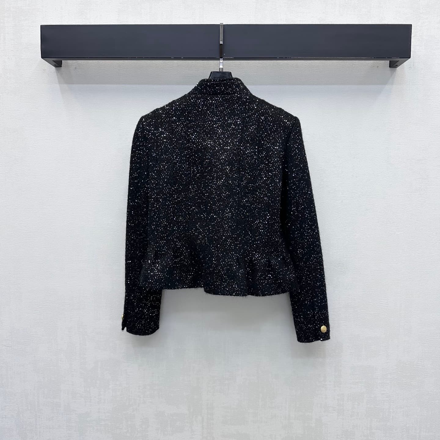 C19524 Dio*2026 new product launched: sequin-dotted corduroy jacket with a stand-up collar. Made from imported corduroy material with rich texture and strong quality. Features a stand-up collar opening, along with intricate sequin detailing across the bod — image 6