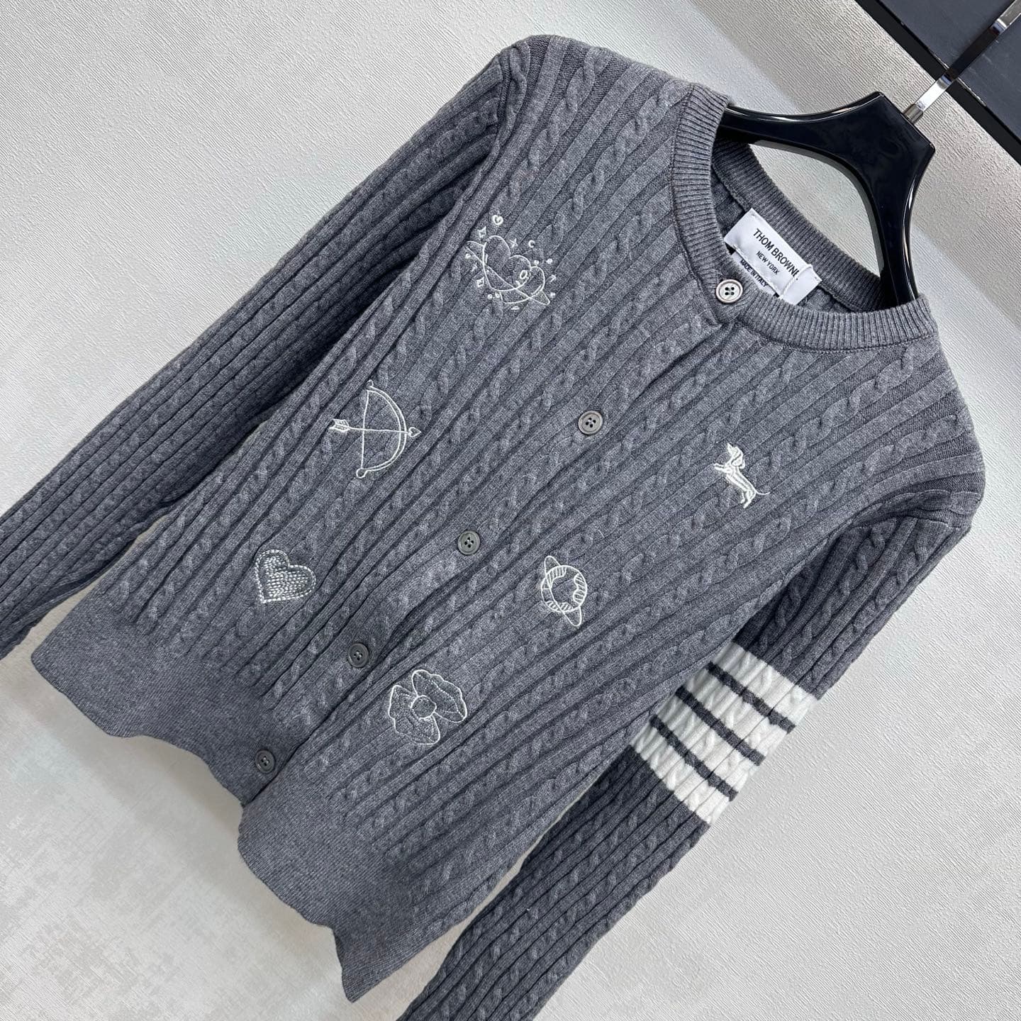 C19553 TB*2026 new product launched: embroidered knitted cardigan. Customized YB imported knitting material – soft and smooth, breathable, and gentle on the skin. Features a round collar with single-button closure; adorned with classic four-stripe ribbons — image 2