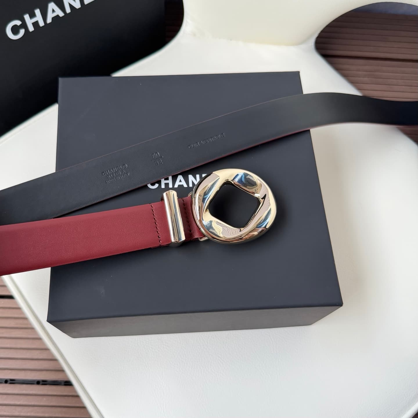 C32974 💥💥💥3.0cm Chanel belt, made of double-sided top-grade cowhide. Custom-made with copper hardware buckles — image 4