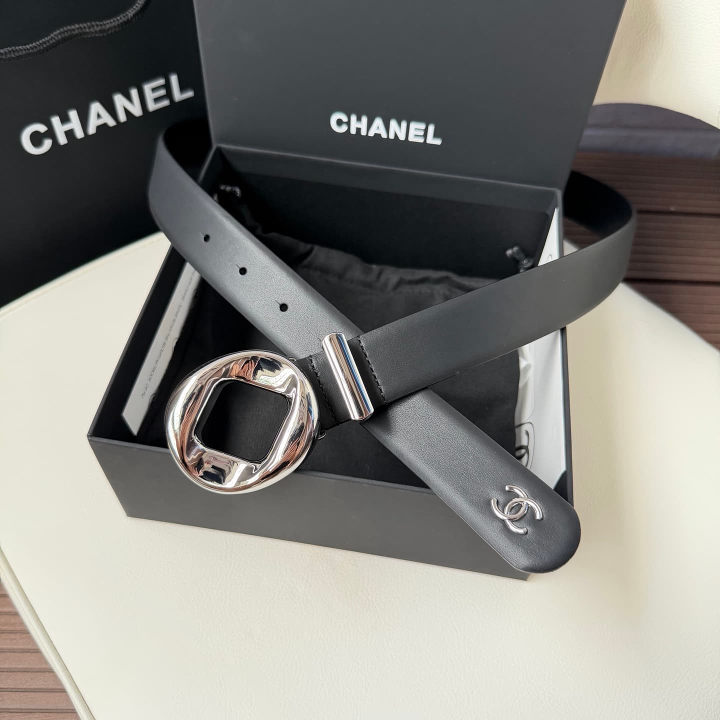 C32973 💥💥💥3.0cm Chanel belt, made of double-sided top-grade cowhide. Custom-made with copper hardware buckles — image 2
