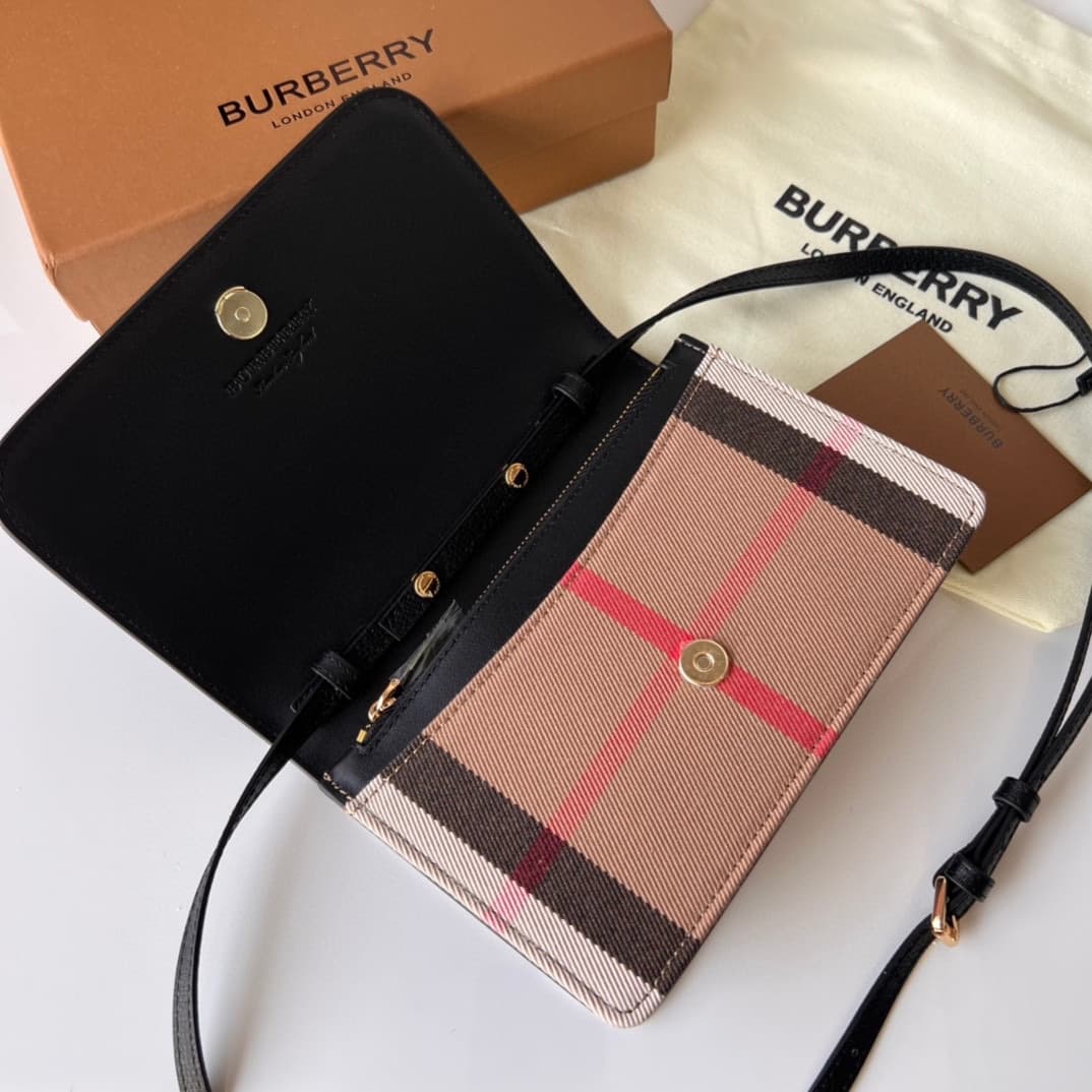 C58 240【Burberry•Burberry! Belt style!～～Dual-purpose bag for shoulder and hand use🎉👉 The fine [rose] soft imported calfskin material combined with checkered fabric, golden hardware accessories, 👍 quality equivalent to that of a storefront product, precise — image 6