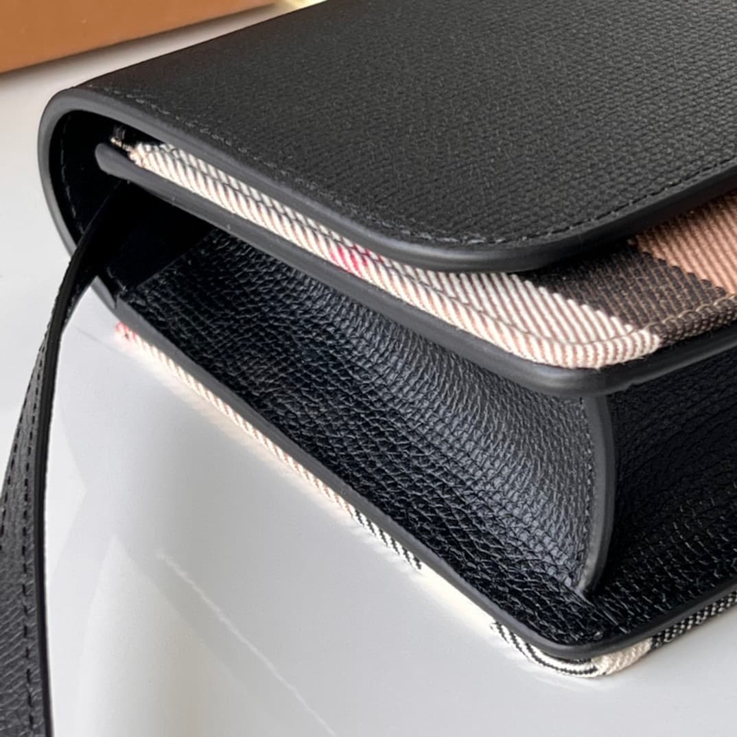 C58 240【Burberry•Burberry! Belt style!～～Dual-purpose bag for shoulder and hand use🎉👉 The fine [rose] soft imported calfskin material combined with checkered fabric, golden hardware accessories, 👍 quality equivalent to that of a storefront product, precise — image 4