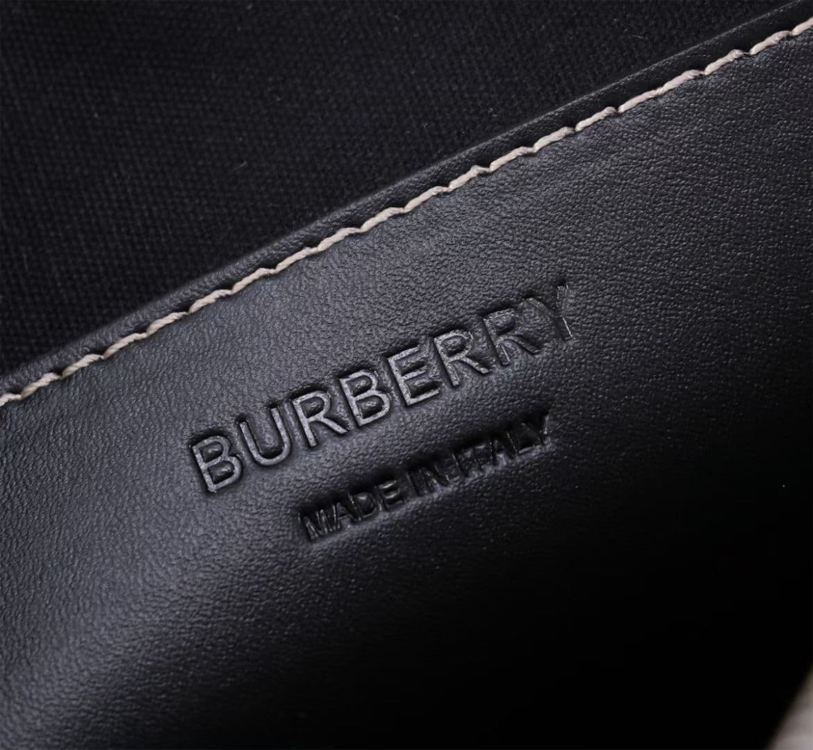 C78 The exquisite crossbody backpack is made from Burberry plaid patterns and smooth leather material. — image 7