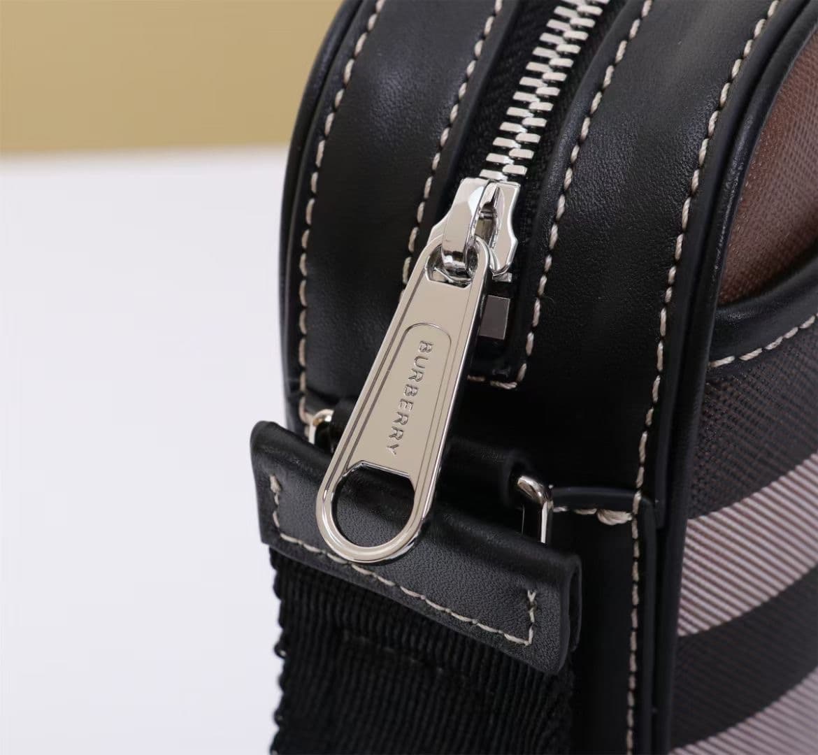 C78 The exquisite crossbody backpack is made from Burberry plaid patterns and smooth leather material. — image 6