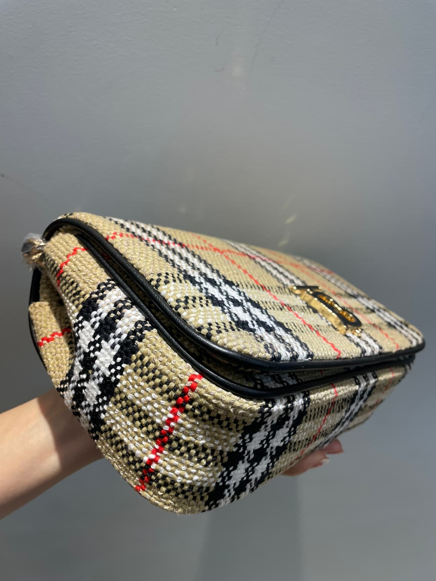 C52 Burberry plaid woolen coat Lola — image 5