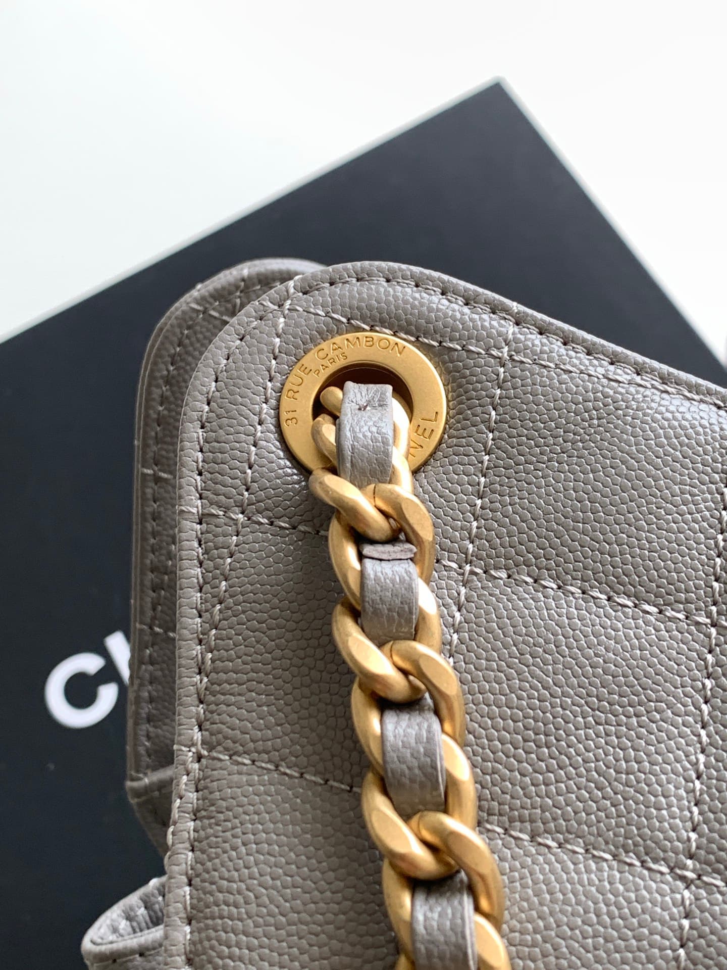 C709 25bag ball texture leather — image 7