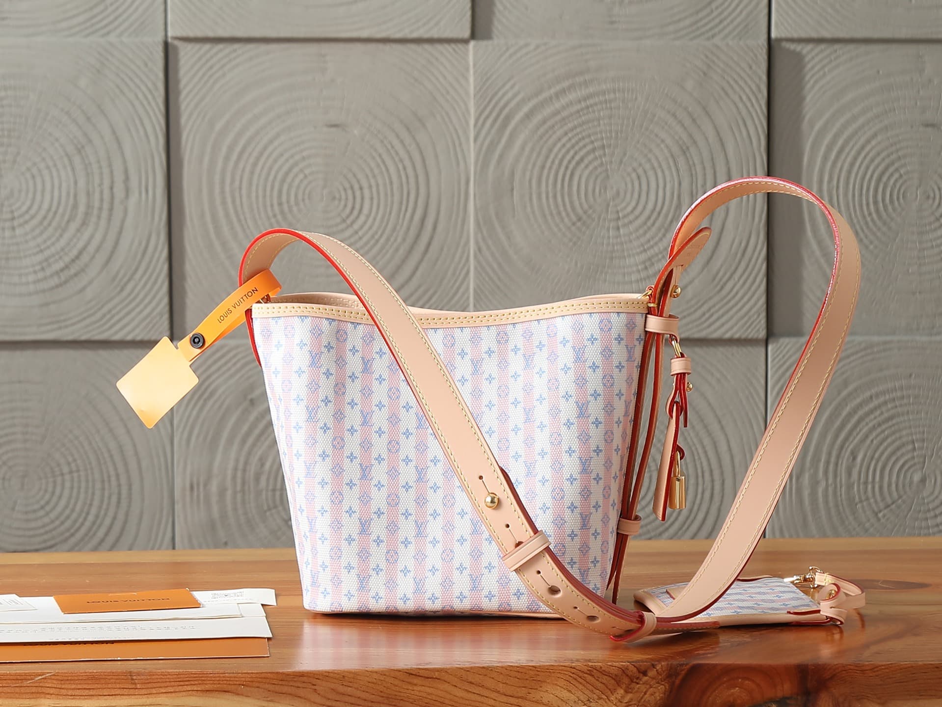 C5199 P【163C01 Dynamic Chip】‼️ Premium original models, enhanced version‼️ LV Stamp collection – All-In BB handbag reimagined with a mini Monogram pattern, reflecting the fashionable style for the upcoming warm season. Honoring the brand’s classic packagi — image 3