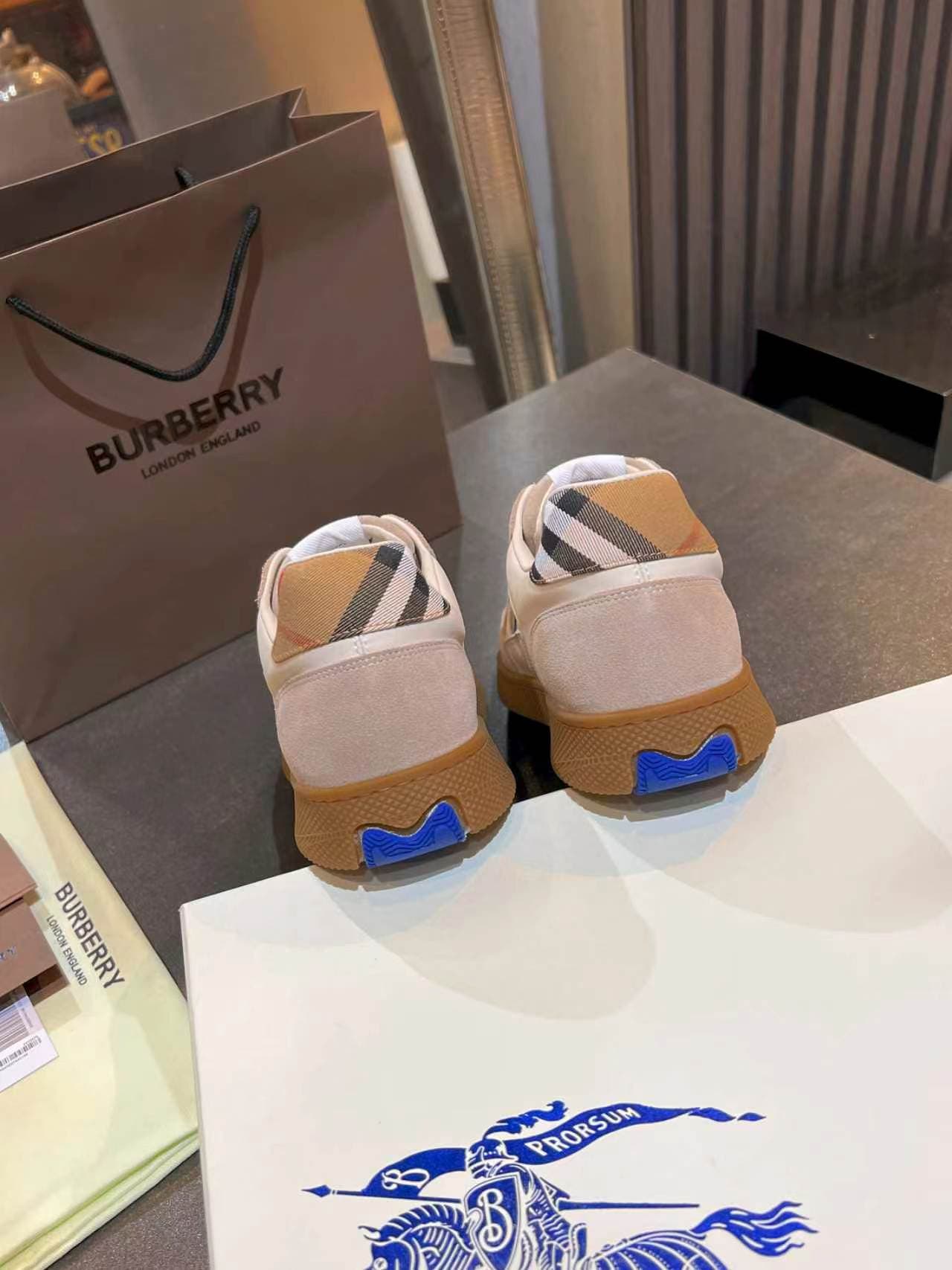 D3143 BURBERRY — image 8