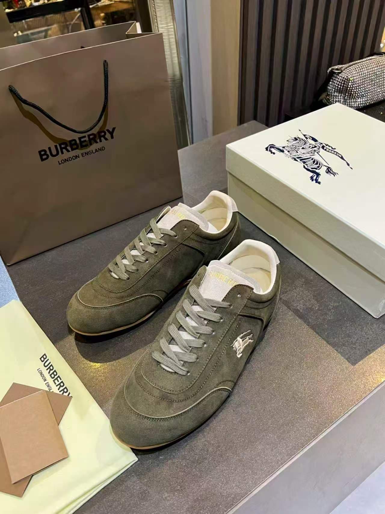 D3144 BURBERRY — image 8