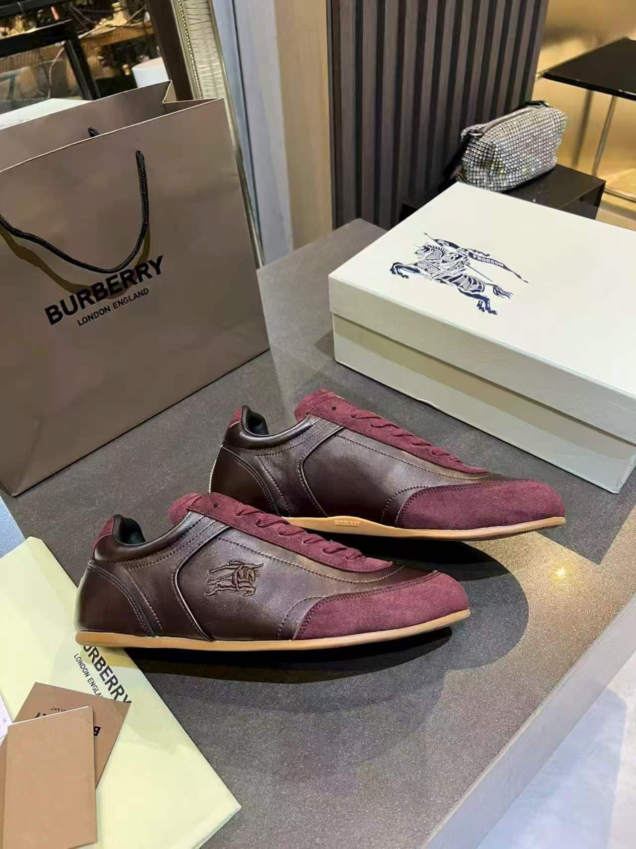 D3146 BURBERRY — image 3