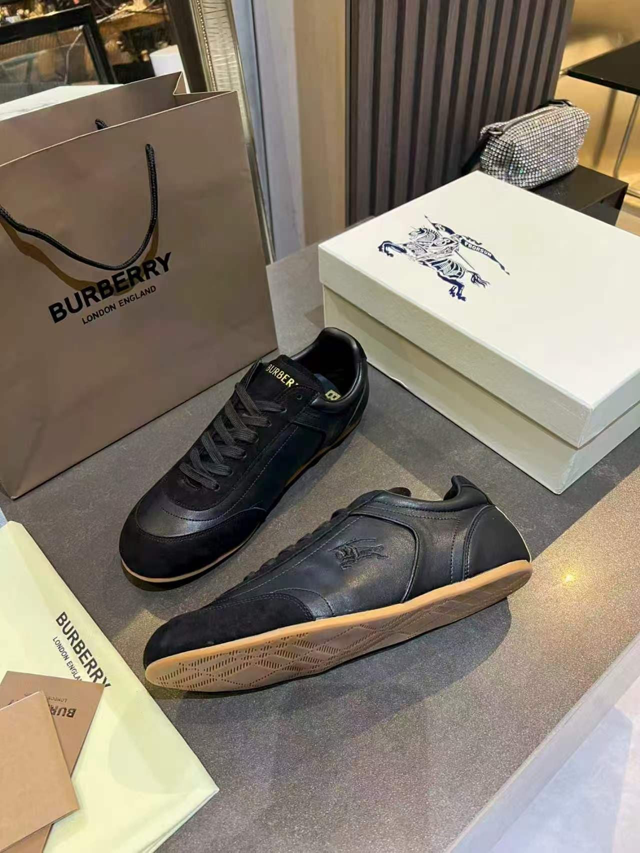 D3145 BURBERRY — image 5