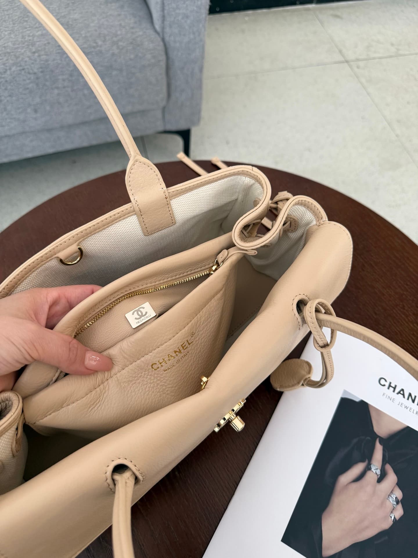 C3188 4903 Xing, shipping! — image 6