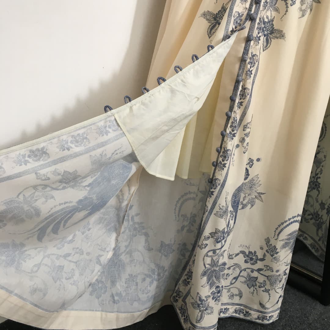 C18217 Style number 20252712 Zimmermann new model, elegant vintage/retro floral print, V-neck, waist-catching lantern long-sleeved dress. Colors: blue, pink, brown. S-XL sizes available. [Size M: bust 92, waist 78, sleeve length 65, overall length 145, we — image 6