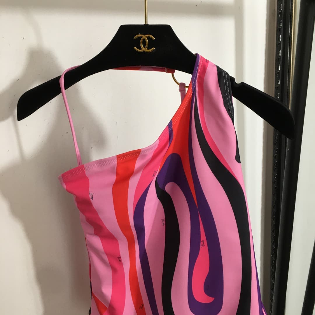 C24950 Style number 20252813 Pucc*. New model one-piece swimsuit with mixed-color prints and backless design, pink color, S-XL size. — image 2