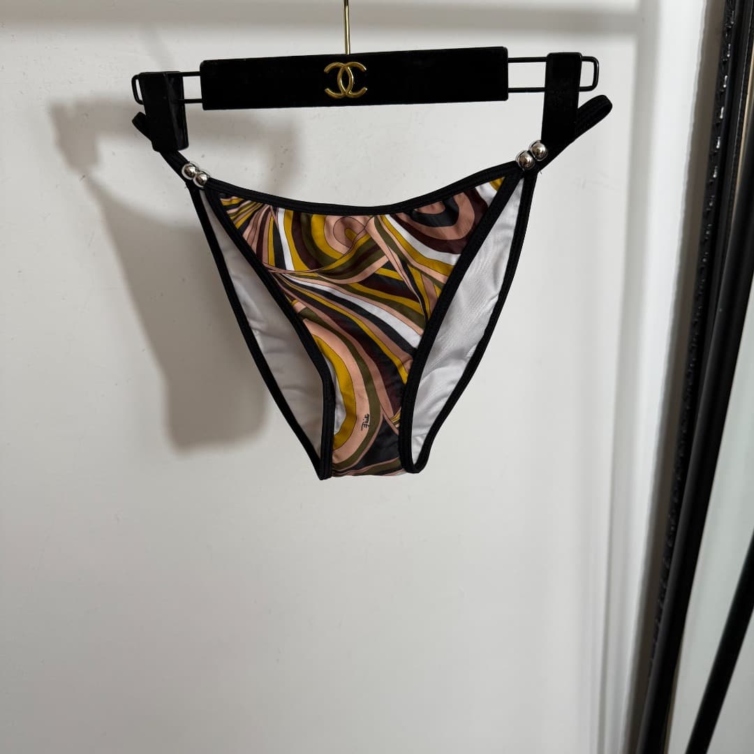 C24940 Item number: 20253757 Pucc*. New set of bikini pieces: bra + triangle underwear + printed high-waisted skirt with a hip-hiding feature. Mixed colors, sizes S-XL. — image 4