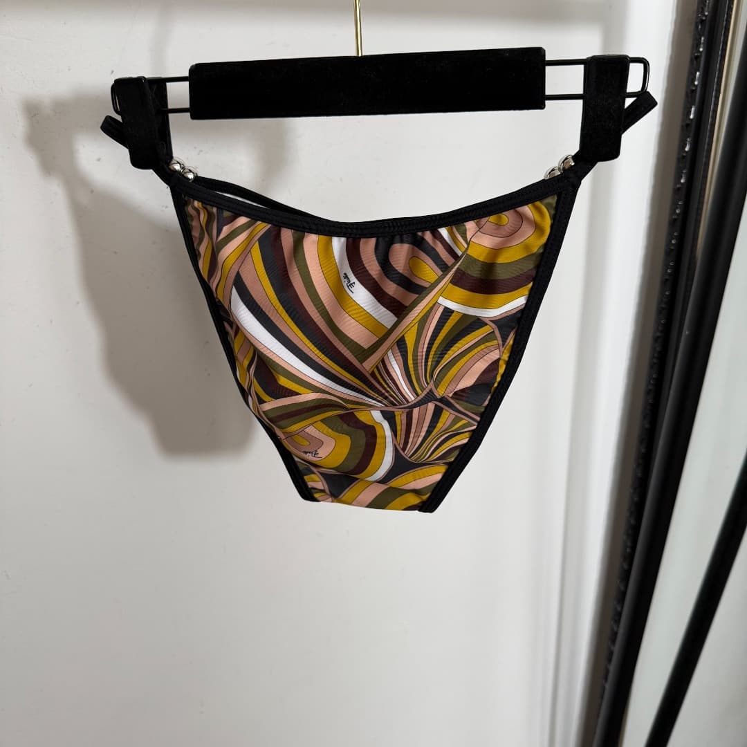 C24940 Item number: 20253757 Pucc*. New set of bikini pieces: bra + triangle underwear + printed high-waisted skirt with a hip-hiding feature. Mixed colors, sizes S-XL. — image 5