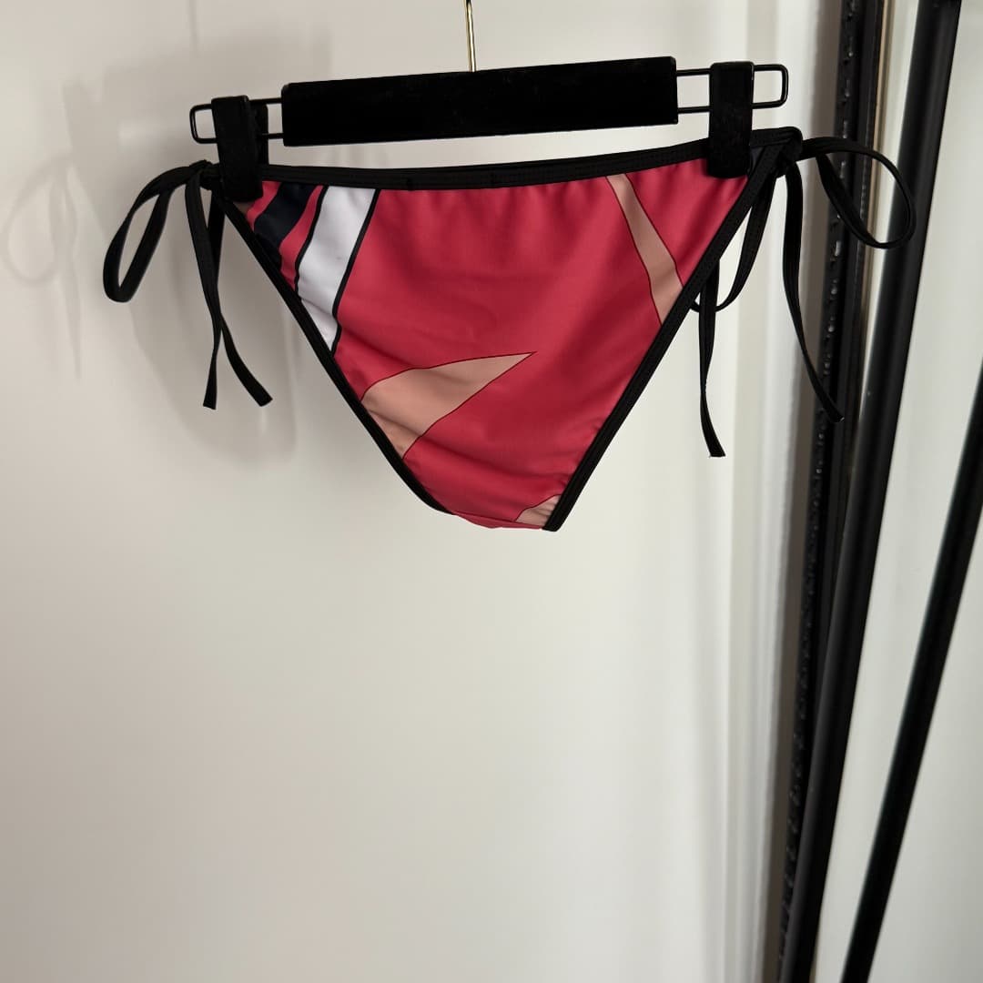 C24943 Item number: 20253916 Pucc*. New set of bikini outfits with straps and triangle underwear. Magenta color, sizes S-XL. — image 8