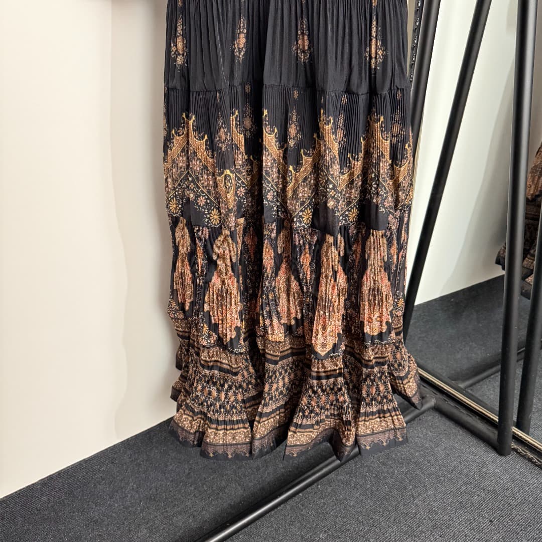 C18225 Style No. 20254025 Zimmermann Vintage/retro pattern print, 3D pleated V-neck mid-thigh short-sleeve dress. Long dress, black, apricot color, S-XL. [Size M: bust 84, waist 70, sleeve length 42, overall length 124] — image 3