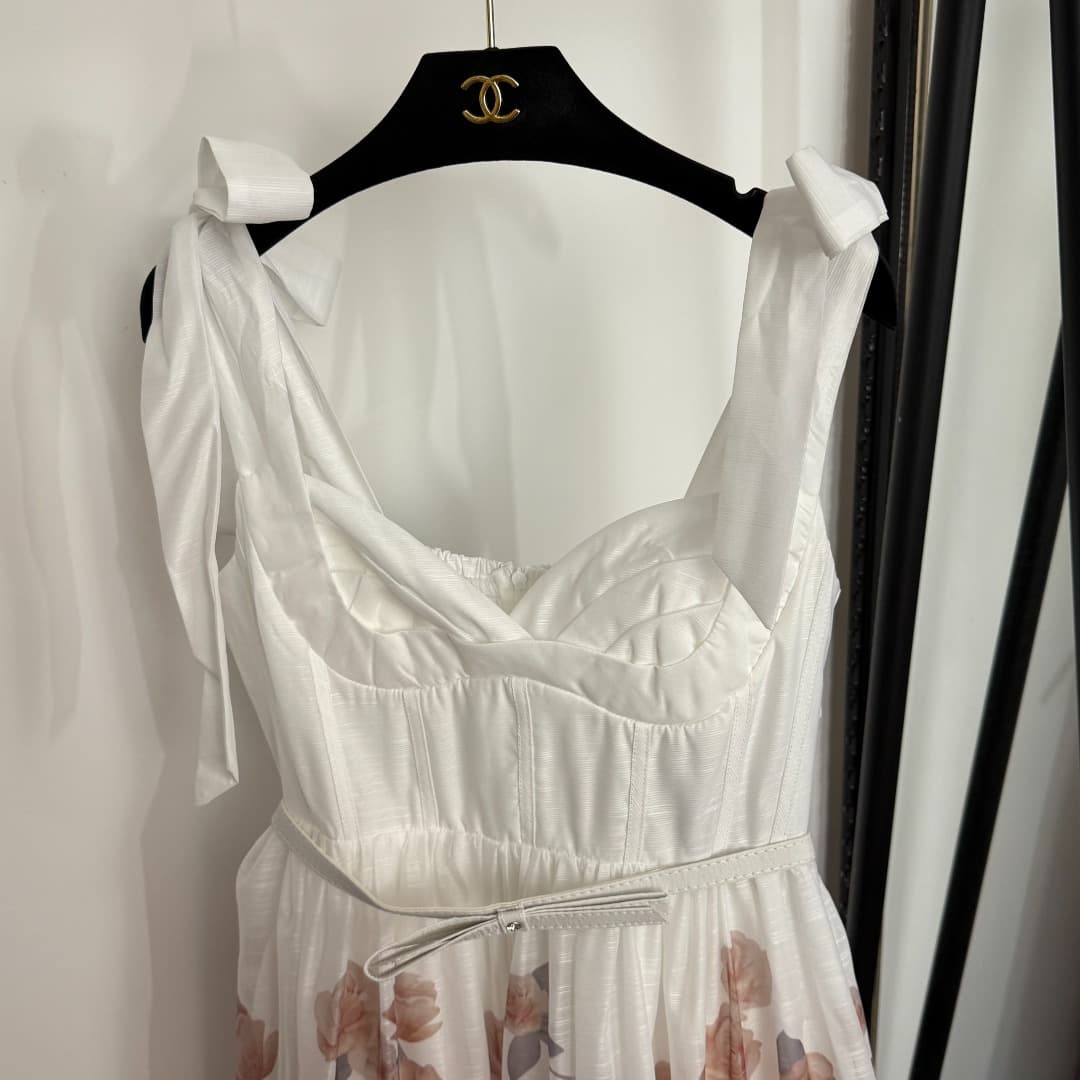 C18216 Item number 20254224 Zimmermann new model, pink rose flower print, bowed belt dress. Long dress with a belt, available in white and black sizes S-XL. [Size M: bust 82, waist 70, length 113] — image 2