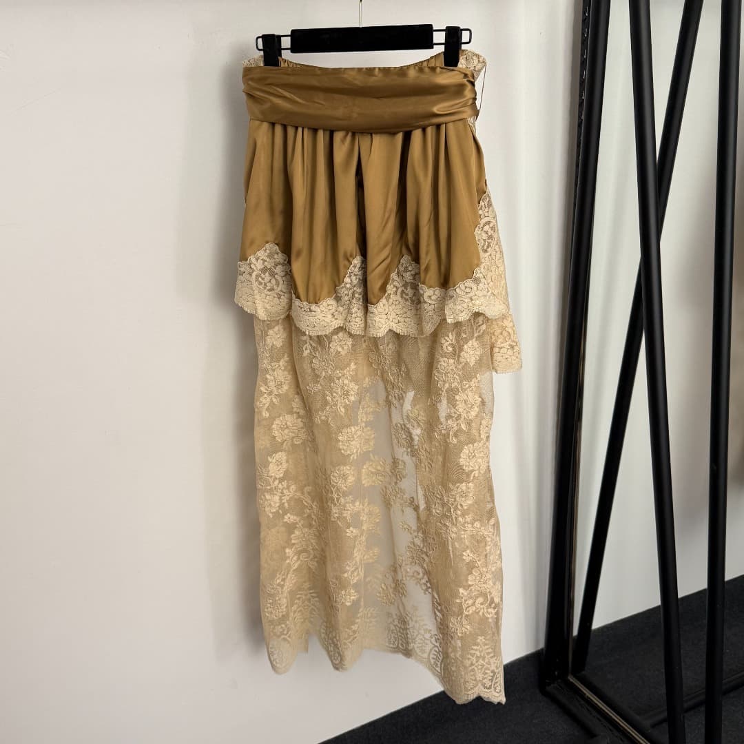 C18356 Item number: 20260258 Zimmermann*. High-end silk set of new design: red-button tailored long-sleeved shirt + belt-trimmed cinched fake lace overlay silk skirt, khaki color, S-XL sizes. [Size M: shoulder width 43, bust circumference 114, sleeve leng — image 7