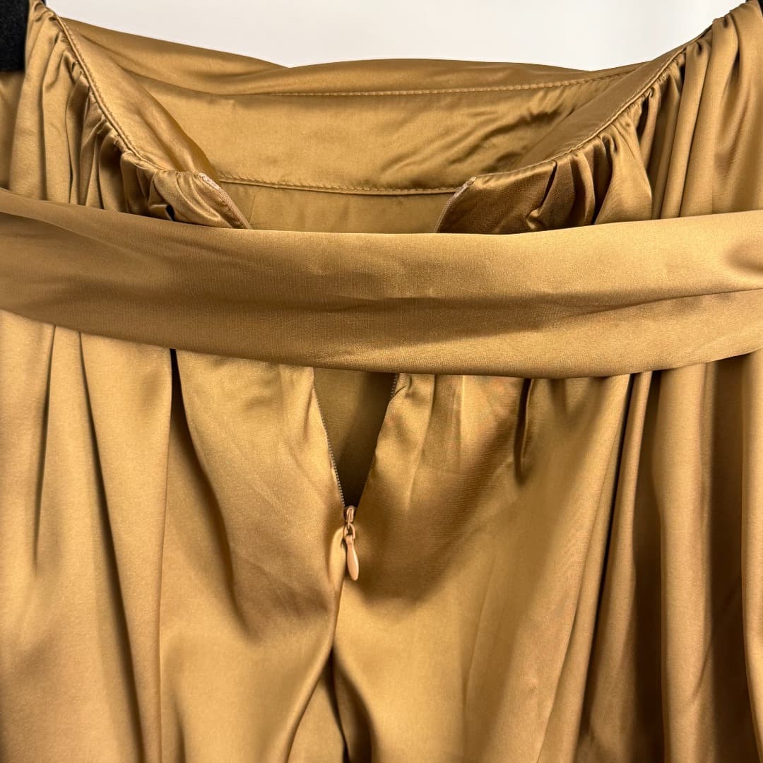 C18356 Item number: 20260258 Zimmermann*. High-end silk set of new design: red-button tailored long-sleeved shirt + belt-trimmed cinched fake lace overlay silk skirt, khaki color, S-XL sizes. [Size M: shoulder width 43, bust circumference 114, sleeve leng — image 8