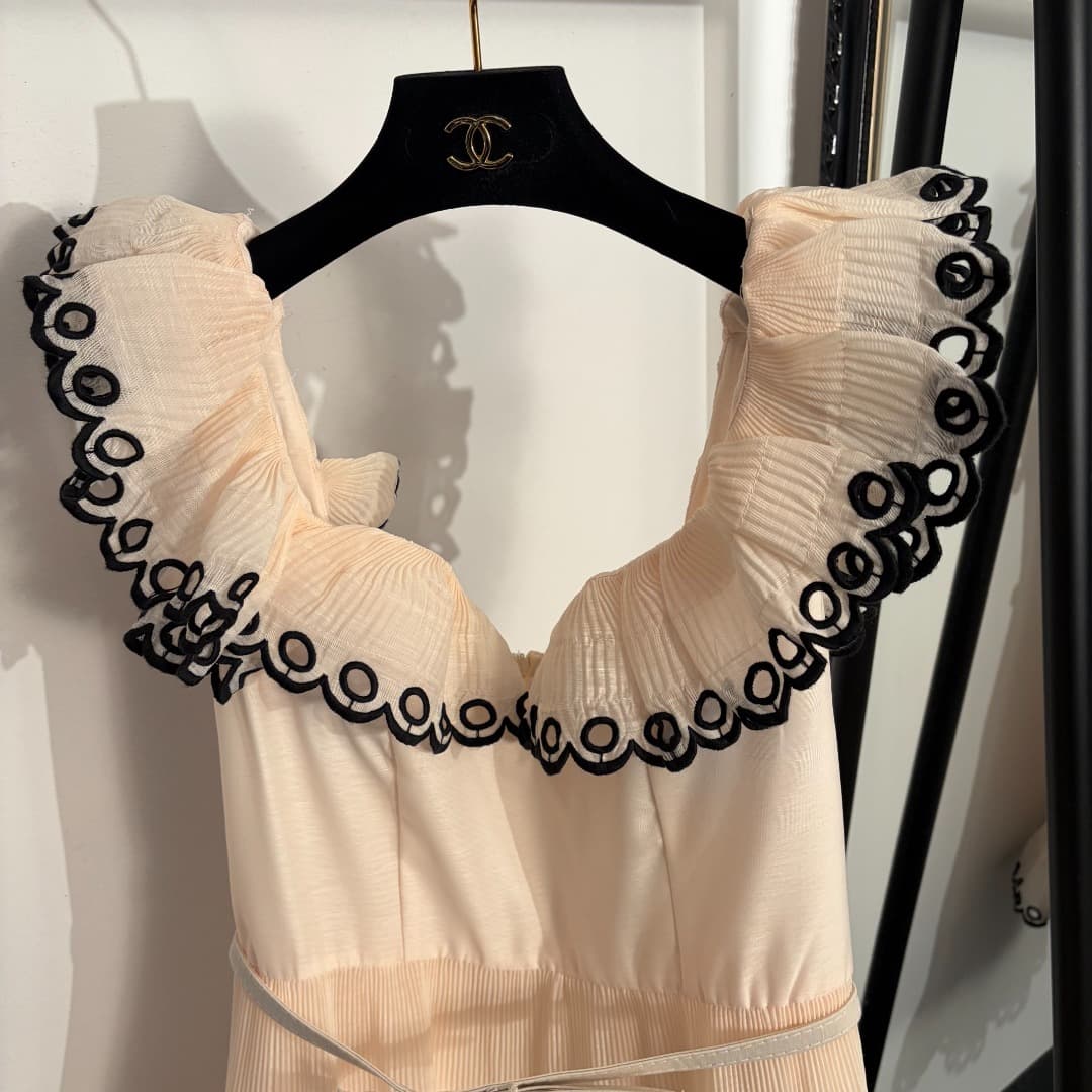 C18374 Style code: 20263273 Zimmermann* New model – bowed belt, lotus collar dress with straps. Short skirt, apricot color, black, S-XL sizes. [L size: bust circumference 98, waist circumference 82, length 93; weight: 0, 525kg] — image 2