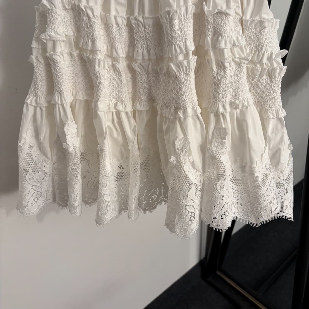 C18221 Item number: 20263979 Zimmermann* New design, lace and ruffled sweet doll-style straps, A-shaped top. Colors: white, black. S-XL sizes available. [S size: Chest circumference 66; Length 43; Weight: 0, 490kg] — image 3