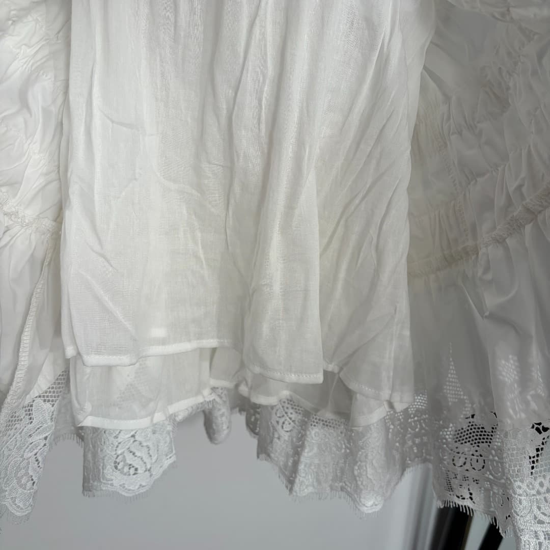 C18221 Item number: 20263979 Zimmermann* New design, lace and ruffled sweet doll-style straps, A-shaped top. Colors: white, black. S-XL sizes available. [S size: Chest circumference 66; Length 43; Weight: 0, 490kg] — image 8