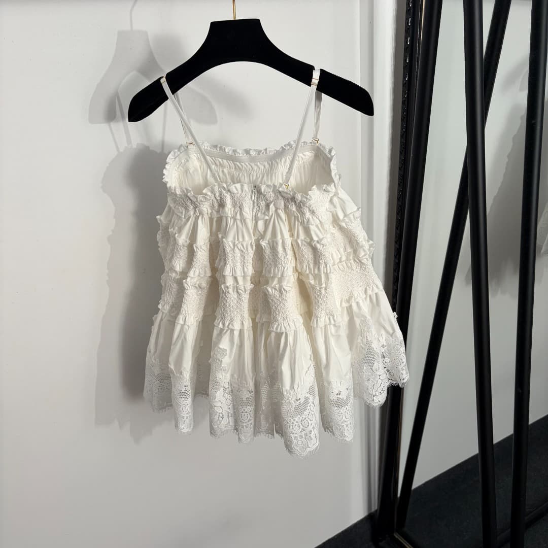 C18221 Item number: 20263979 Zimmermann* New design, lace and ruffled sweet doll-style straps, A-shaped top. Colors: white, black. S-XL sizes available. [S size: Chest circumference 66; Length 43; Weight: 0, 490kg] — image 6
