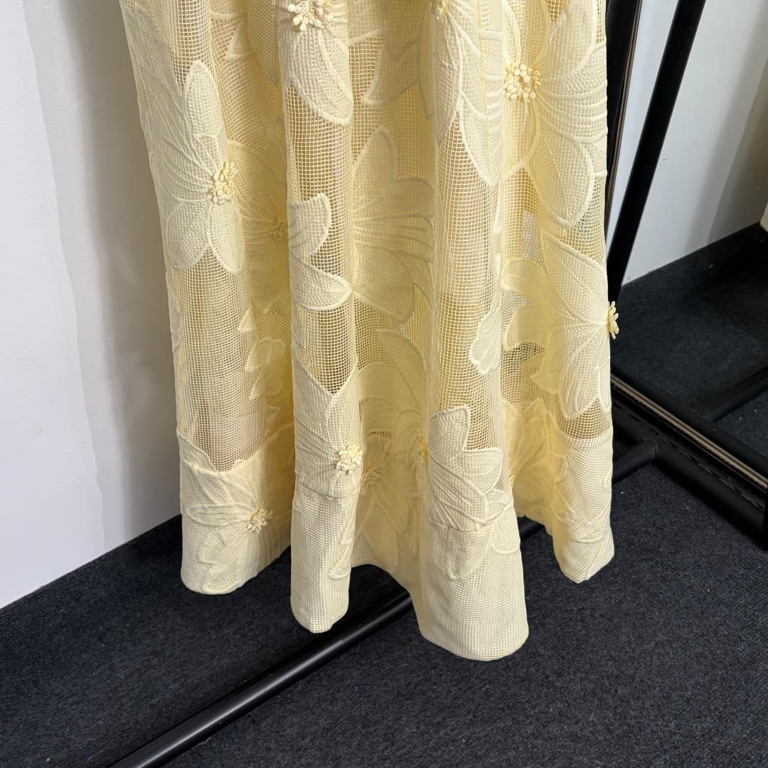 C18309 Style code: 20264120 Zimmermann* New model – 3D embroidered flowers, checked lace halter dress with openings. Long dress, in yellow, light blue, dark blue, white, khaki colors. S-XL sizes available. [L size: elasticated bust circumference 86, elast — image 3