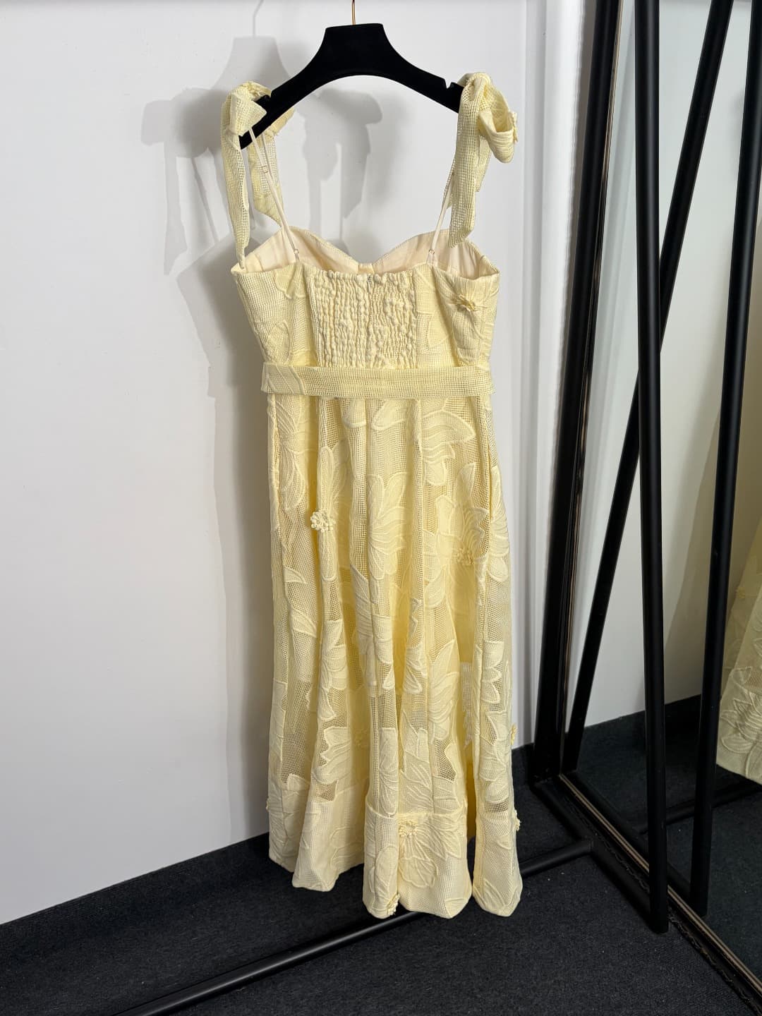C18309 Style code: 20264120 Zimmermann* New model – 3D embroidered flowers, checked lace halter dress with openings. Long dress, in yellow, light blue, dark blue, white, khaki colors. S-XL sizes available. [L size: elasticated bust circumference 86, elast — image 6